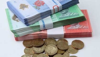 凯德北京投资基金管逆市限公司：指数高开 数字货币逆势跌