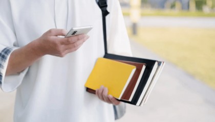 国安部：有人以“日薪800”诱骗大学生拍摄军用机场