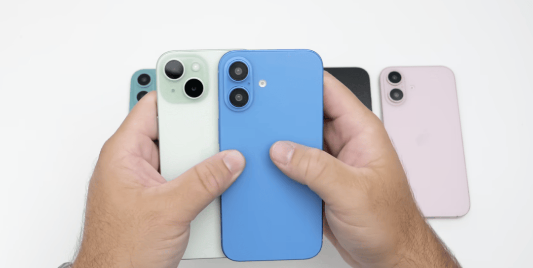 苹果 iPhone 16 机模上手，全新设计 多彩配色