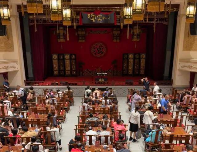 郭德纲宣布德云社最新消息!还透露岳云鹏……网友:赶快吧