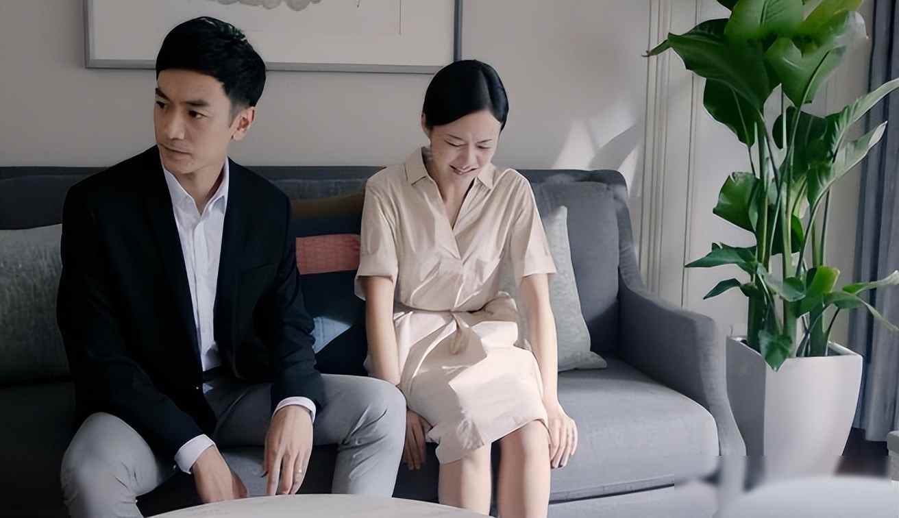 中年人离婚猛增,不是感情冷了,是钱包先撑不住了